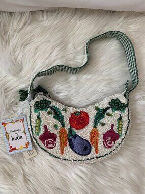 HANDCRAFTED IN INDIA Vegetable Garden Clutch Bag in White/Green